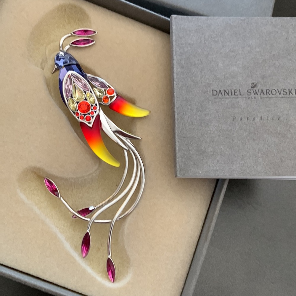 Daniel Swarovski Paradise peacock pin